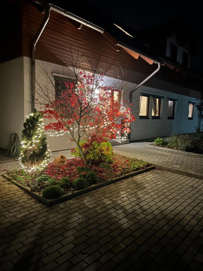 Pension Zum Paradies Harthausen  Eksteriør billede
